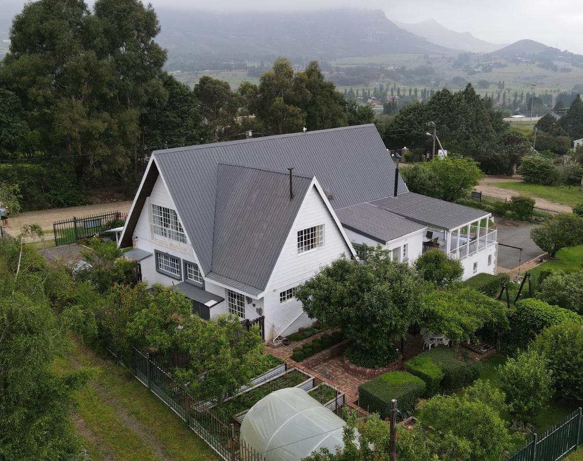 Honeysuckle Clarens Hotel Luaran gambar
